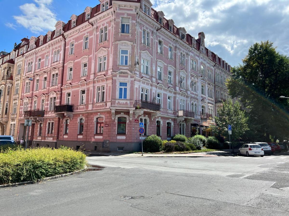 Apartment Alice Center Карлові Вари Екстер'єр фото